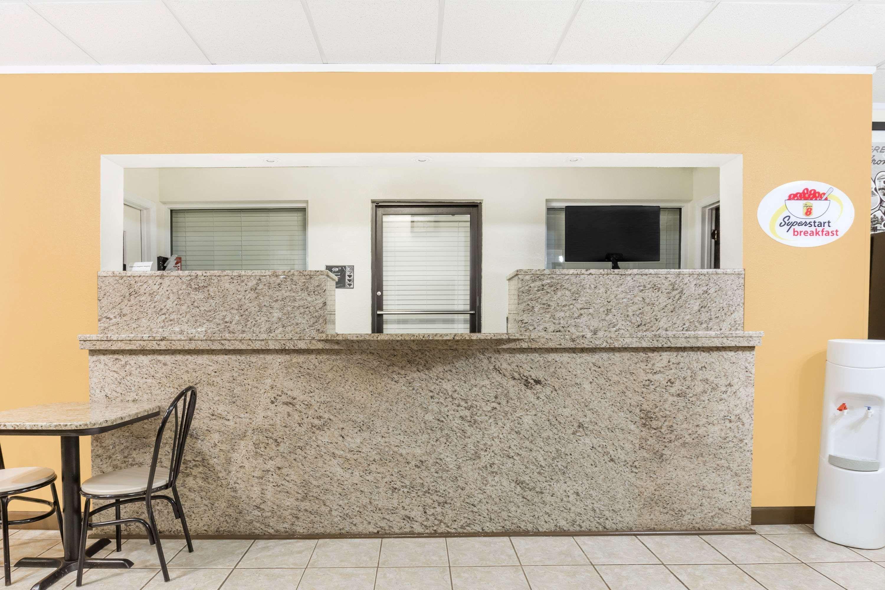 Super 8 By Wyndham Santee Hotel Buitenkant foto